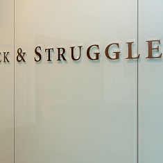 Heidrick & Struggles 